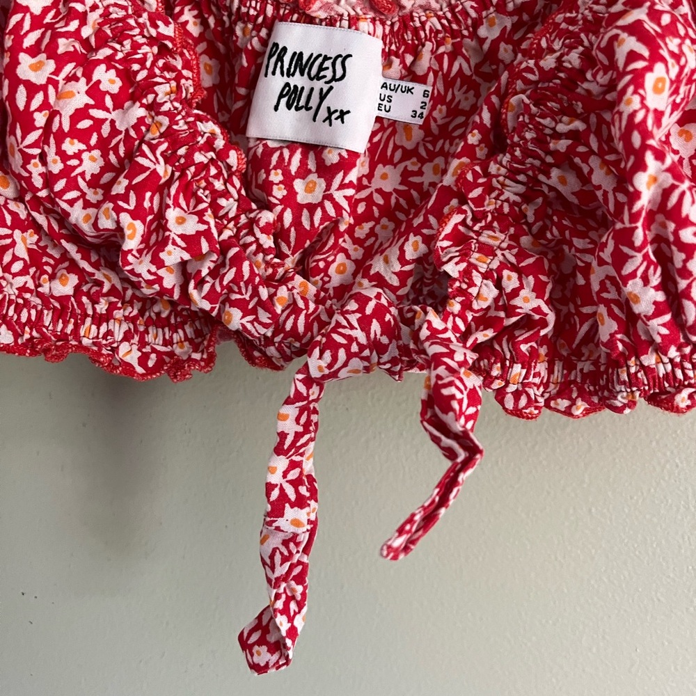 Princess Polly Red Floral Crop Top - Picture 3 of 5
